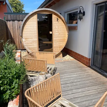 Landliebe, Ferienhaus, 3 Schlafzimmer Mit Sauna Und Outdoor Whirlpool גיירסוואלדה