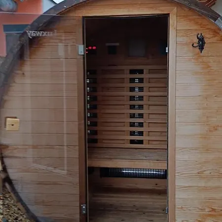 Landliebe, Ferienhaus, 3 Schlafzimmer Mit Sauna Und Outdoor Whirlpool *