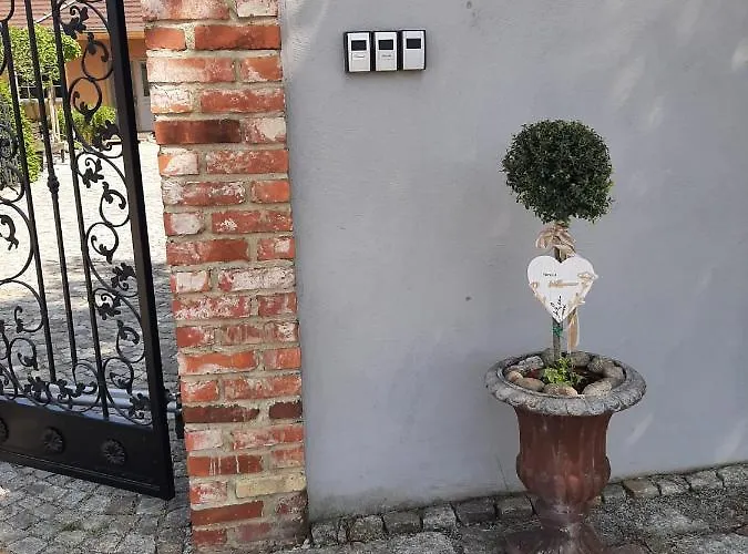 Landliebe, Ferienhaus, 3 Schlafzimmer Mit Sauna Und Outdoor Whirlpool *