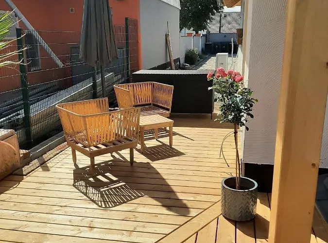 Landliebe, Ferienhaus, 3 Schlafzimmer Mit Sauna Und Outdoor Whirlpool Villa *